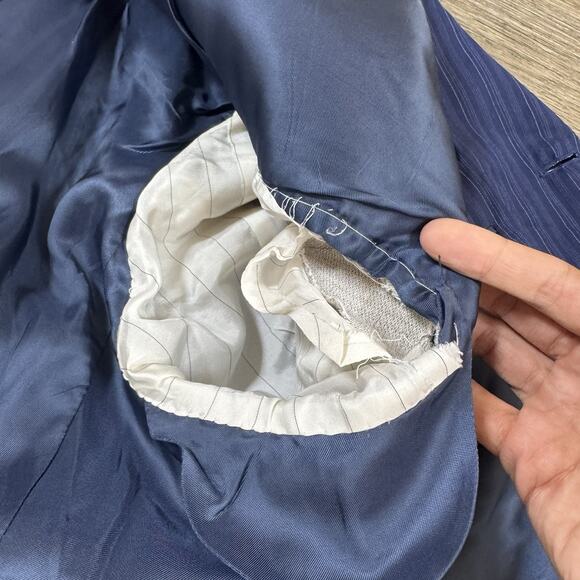 Read*** Canali 2 Piece Suit US 44L Pants 36x32 Blue Striped 100% Wool Two Button - Picture 10 of 16